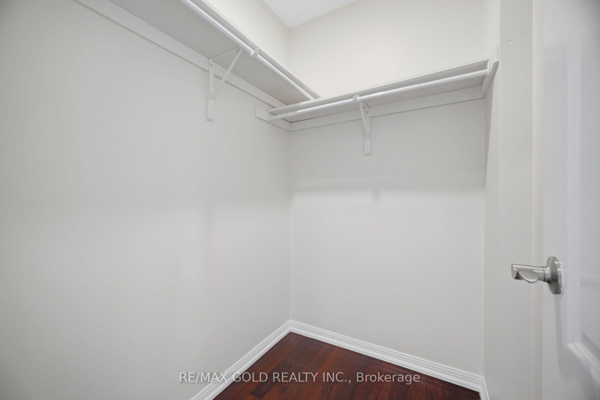 5566 Broadpath Gate, Mississauga, Peel ON L5M 6M4