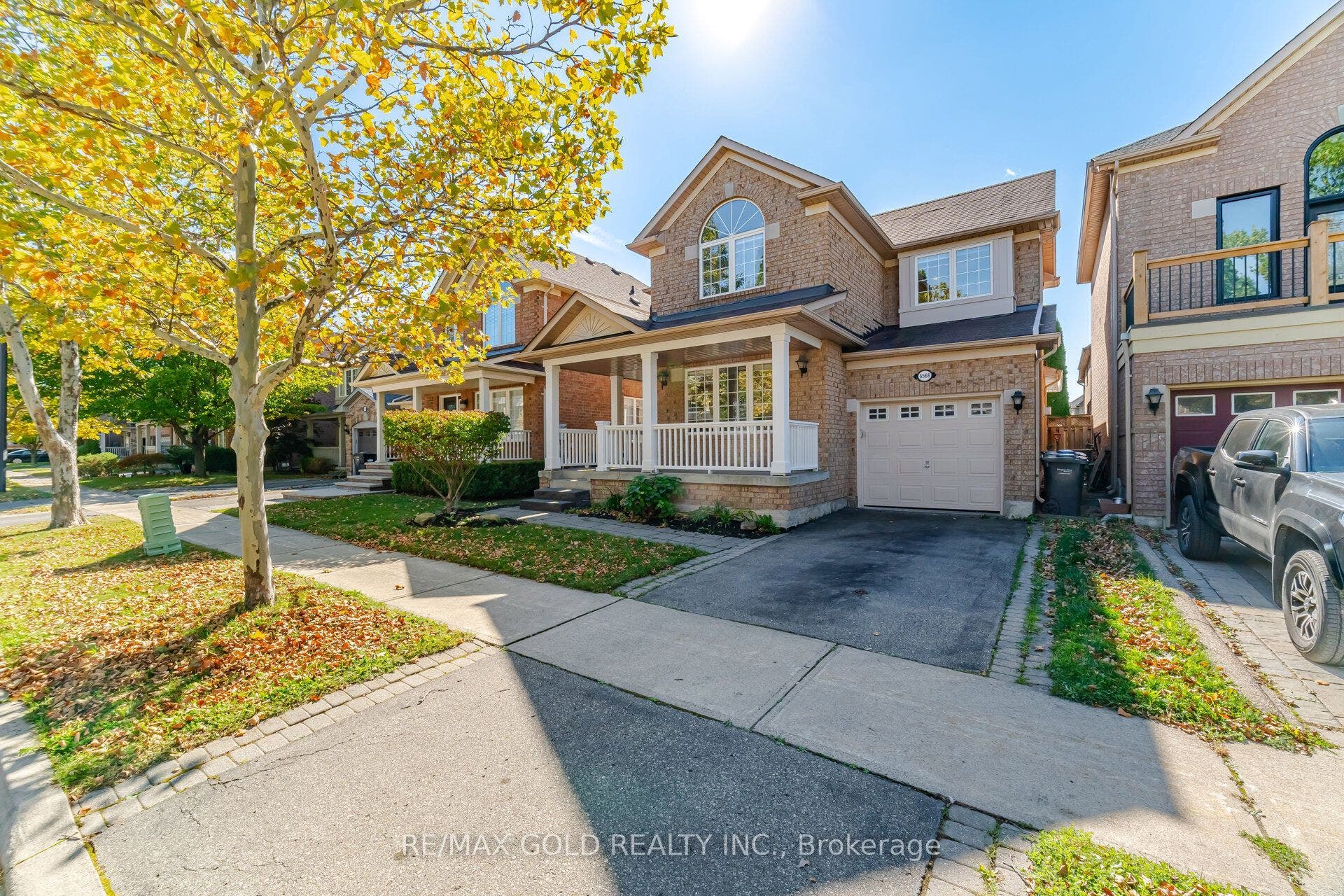 5566 Broadpath Gate, Mississauga, Peel ON L5M 6M4