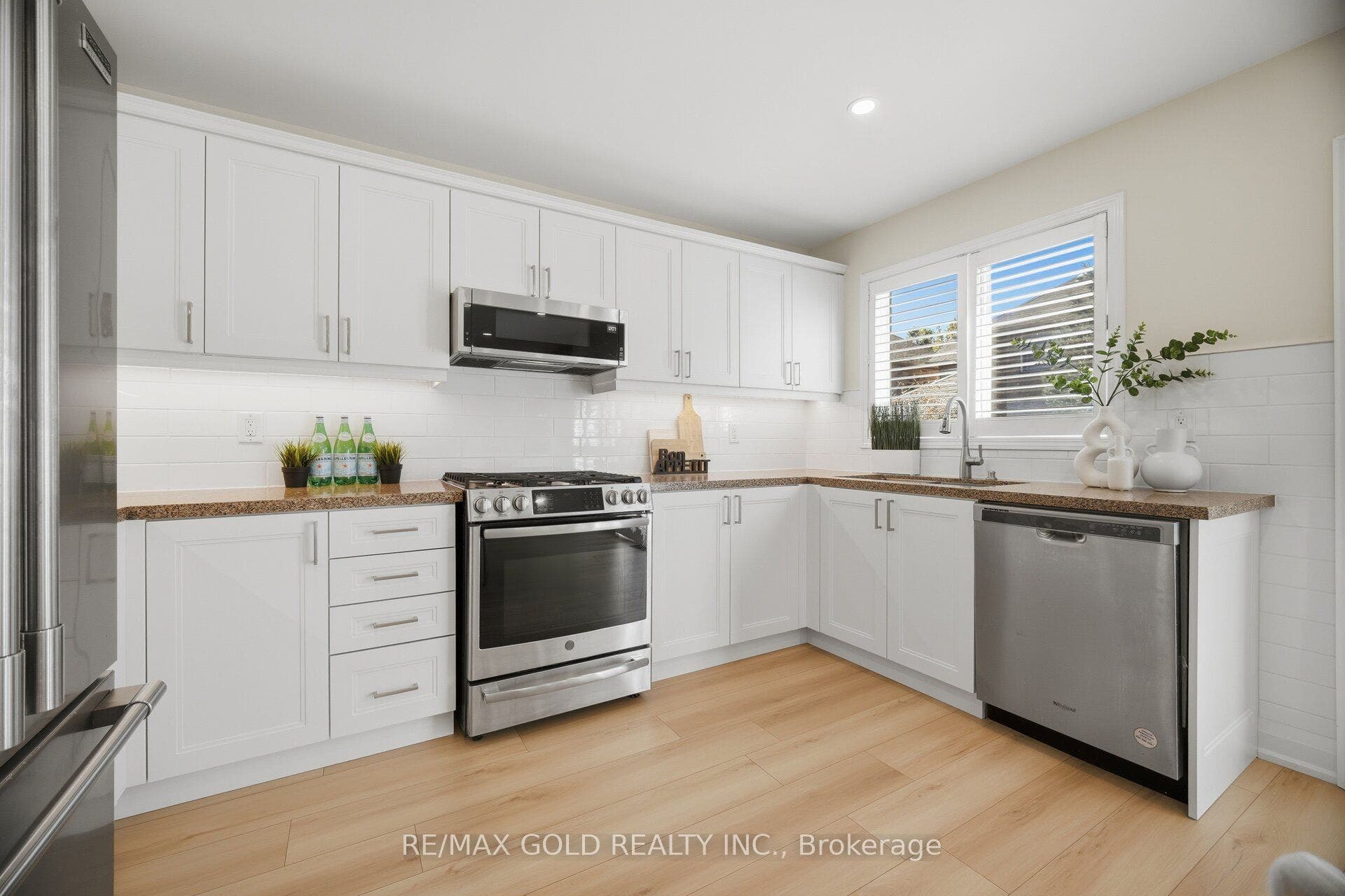 5566 Broadpath Gate, Mississauga, Peel ON L5M 6M4