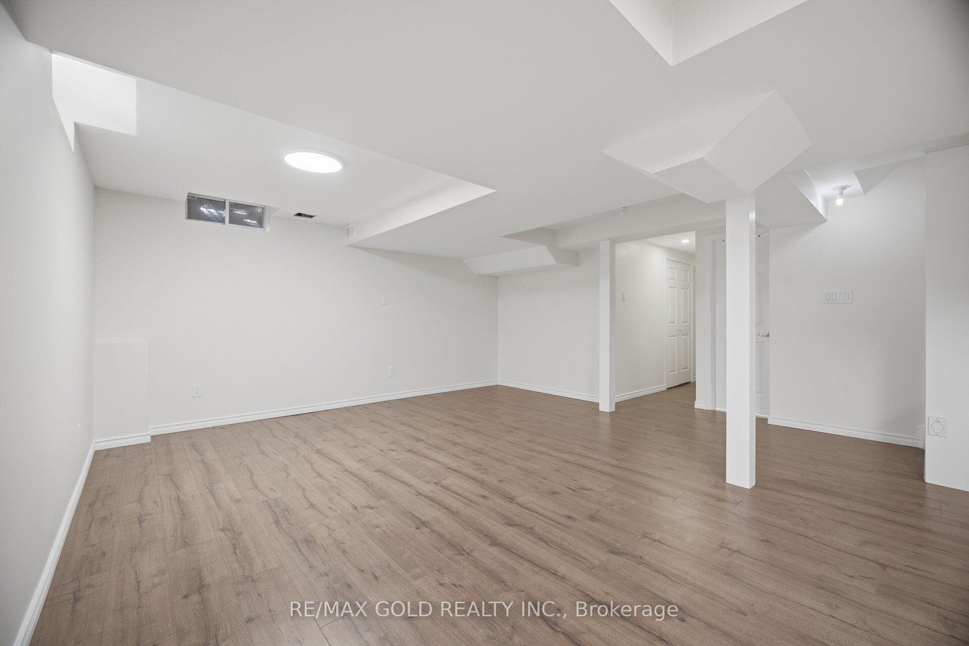 5566 Broadpath Gate, Mississauga, Peel ON L5M 6M4