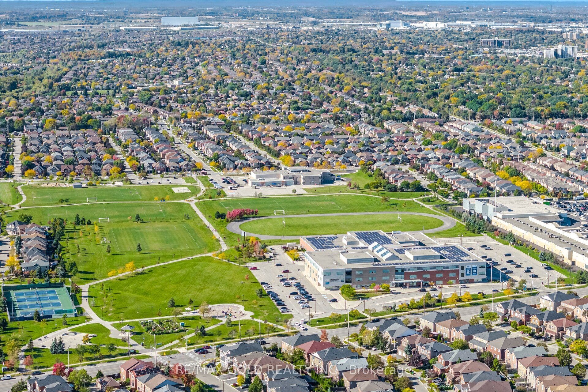 5566 Broadpath Gate, Mississauga, Peel ON L5M 6M4