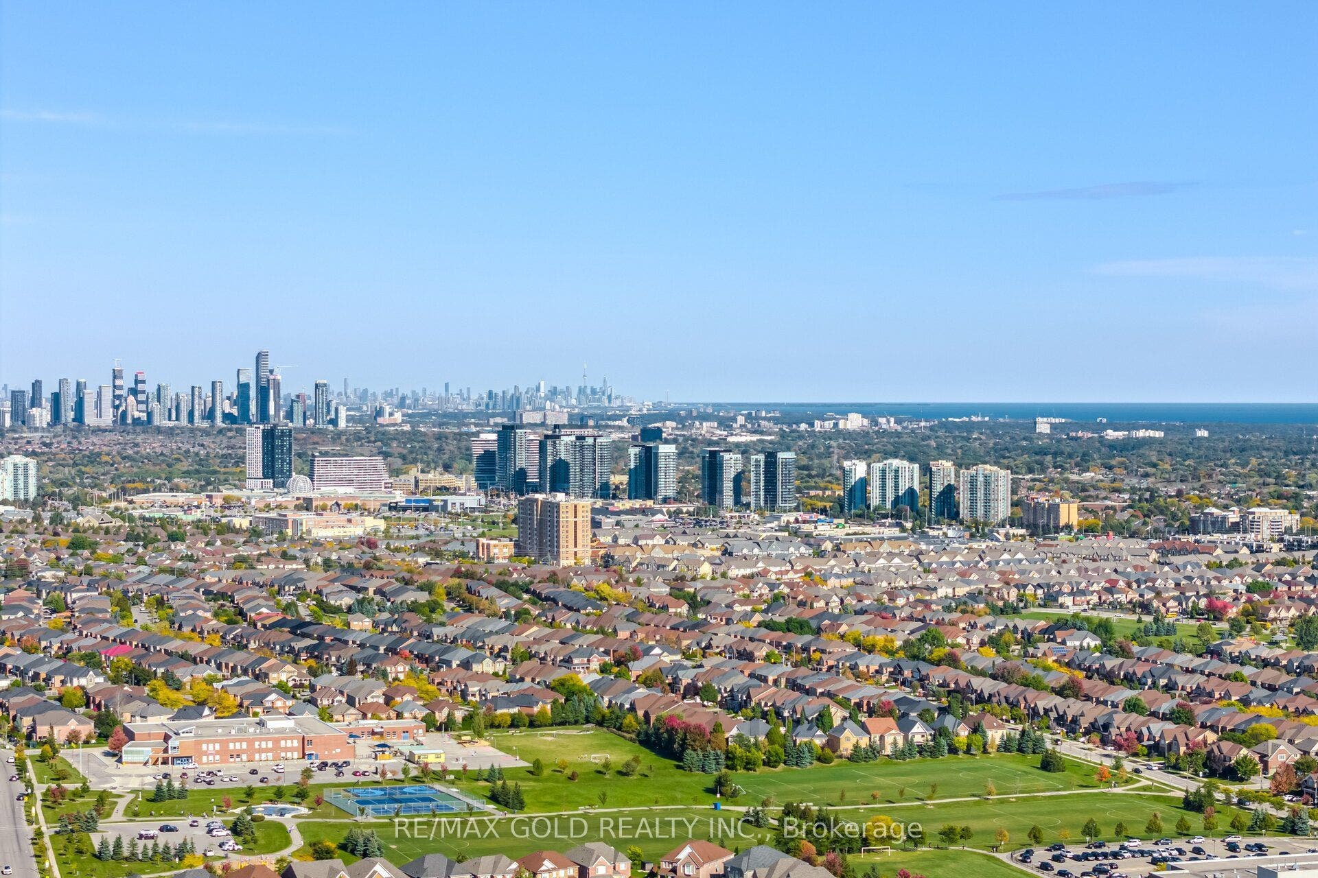 5566 Broadpath Gate, Mississauga, Peel ON L5M 6M4