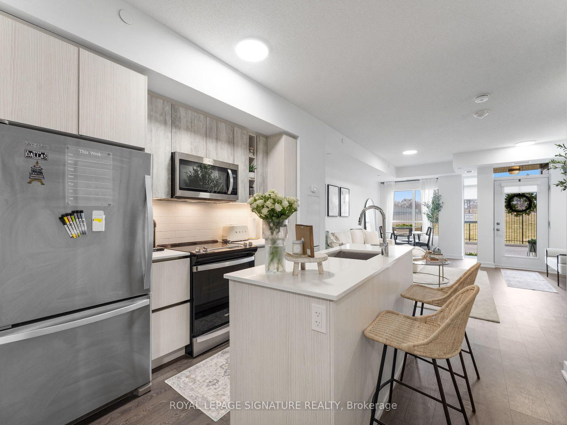 251 Manitoba Street S, #132, Toronto W, Toronto ON M8Y 0C7