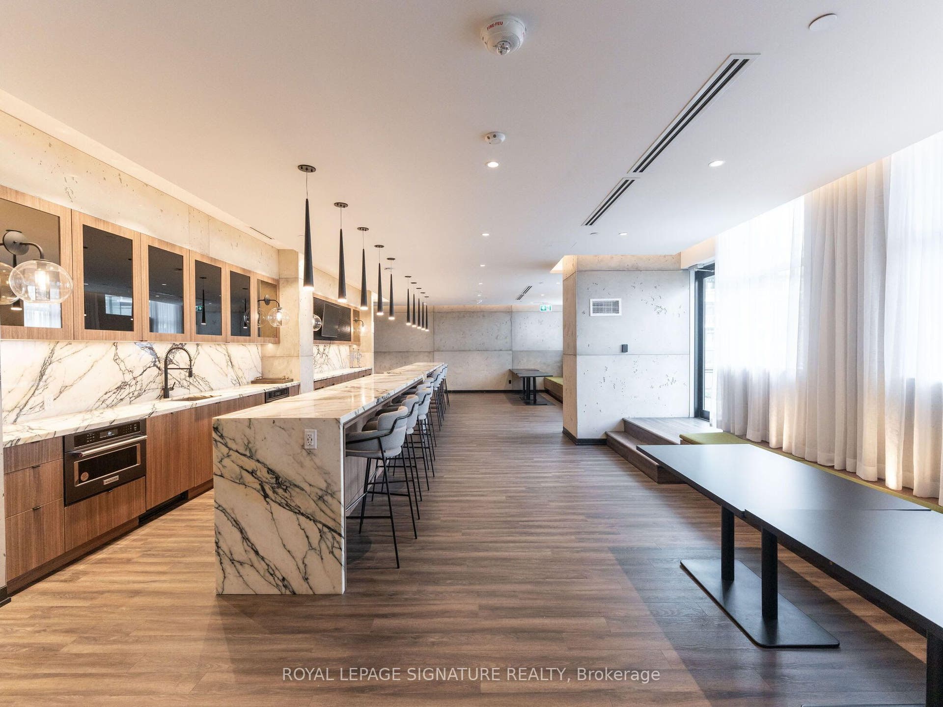 251 Manitoba Street S, #132, Toronto W, Toronto ON M8Y 0C7