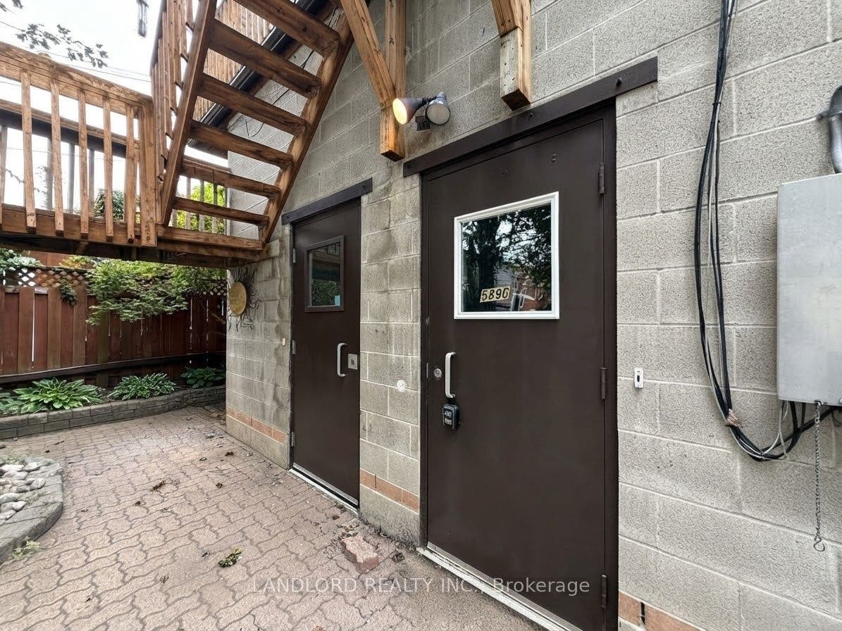 589 Annette Street, #BSMT, Toronto W02, Toronto W, Toronto ON M6S 2C3