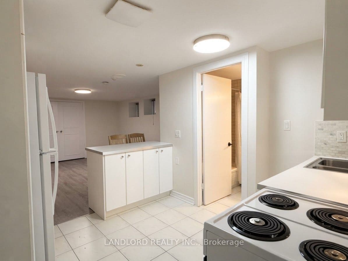589 Annette Street, #BSMT, Toronto W02, Toronto W, Toronto ON M6S 2C3
