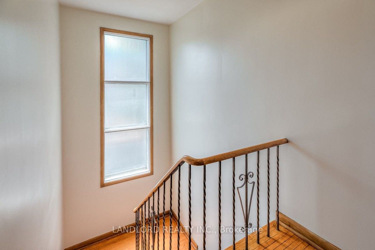 85 Greenlaw Avenue, Toronto W, Toronto ON M6H 3V8