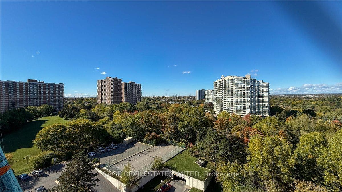 40 Panorama Court, Toronto W, Toronto ON M9V 4M1 40 Panorama Court, Toronto W, Toronto ON M9V 4M1