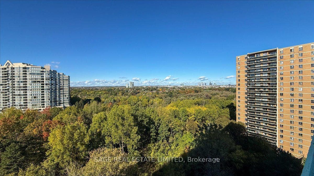 40 Panorama Court, Toronto W, Toronto ON M9V 4M1 40 Panorama Court, Toronto W, Toronto ON M9V 4M1