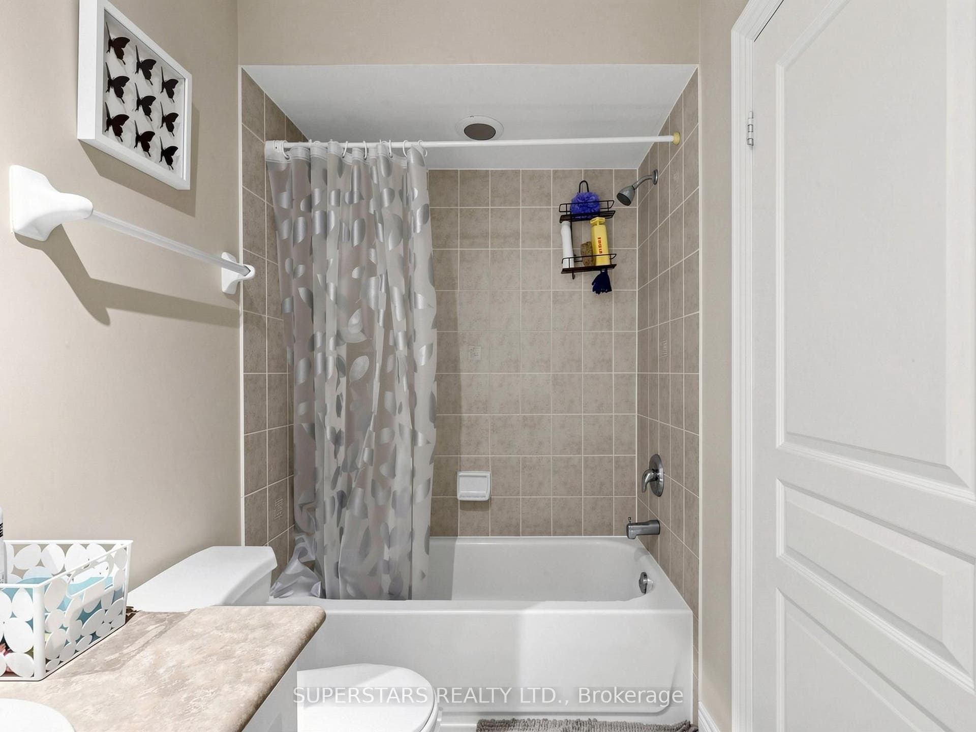 14 Bowsfield Road, Toronto W, Toronto ON M3J 3R3 14 Bowsfield Road, Toronto W, Toronto ON M3J 3R3