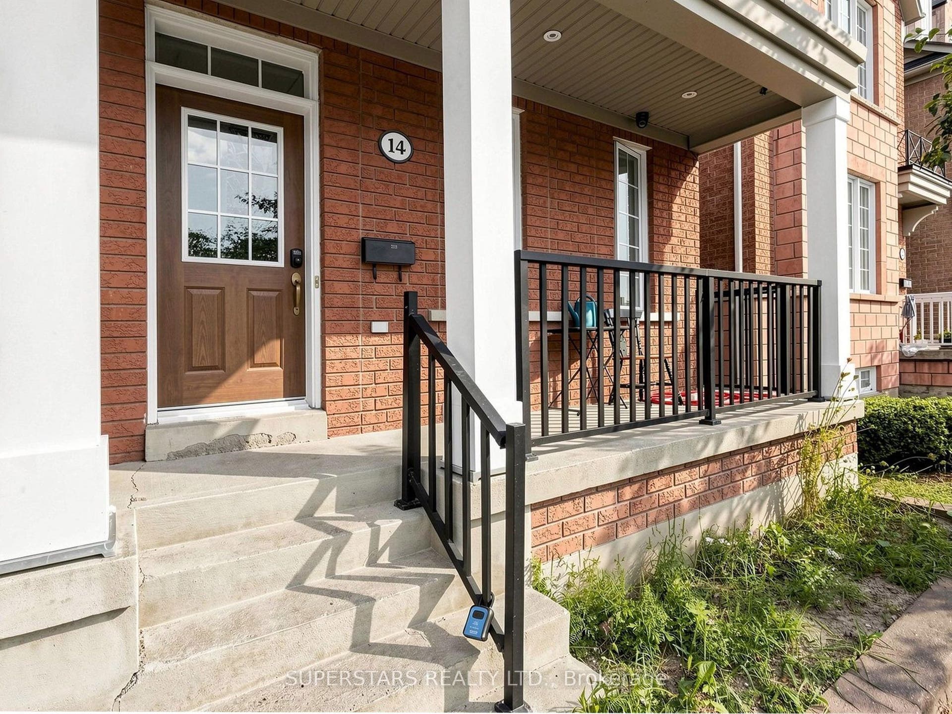 14 Bowsfield Road, Toronto W, Toronto ON M3J 3R3 14 Bowsfield Road, Toronto W, Toronto ON M3J 3R3