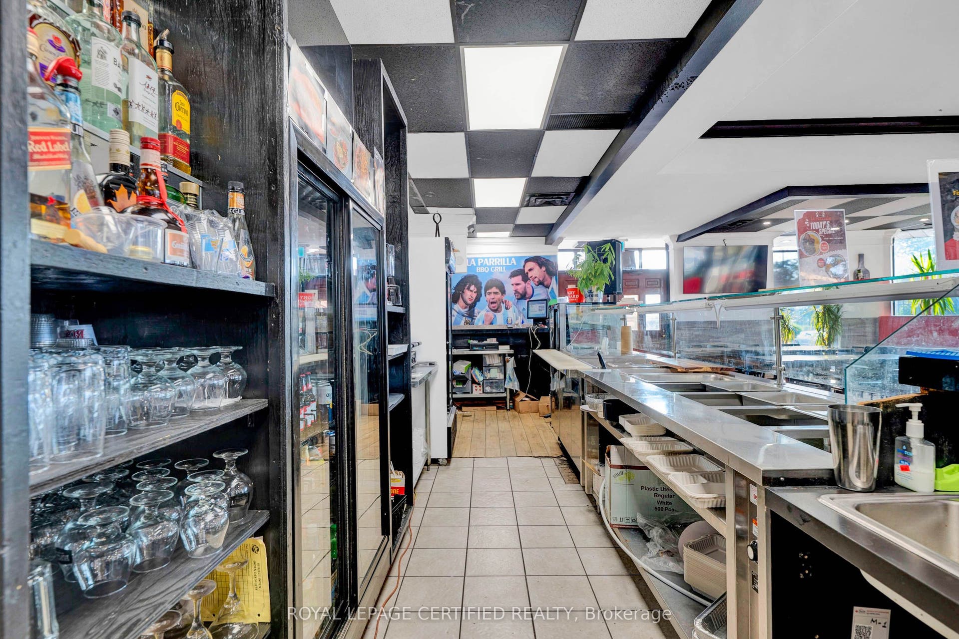 5025 Steeles Avenue W, Toronto W, Toronto ON M9L 2X1 5025 Steeles Avenue W, Toronto W, Toronto ON M9L 2X1