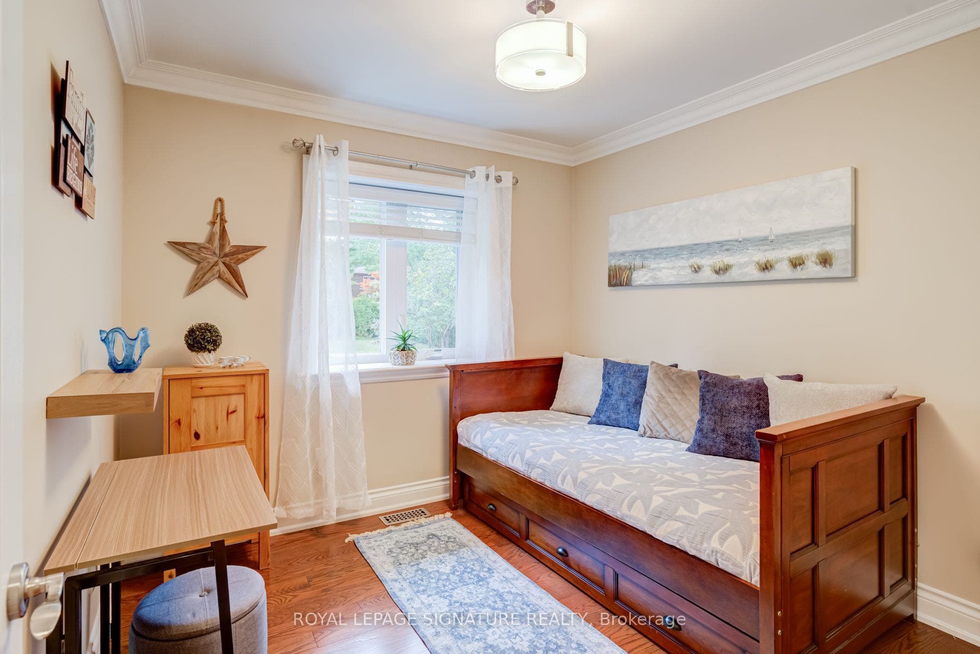 2544 Sharon Crescent, Mississauga, Peel ON L5C 1Y8