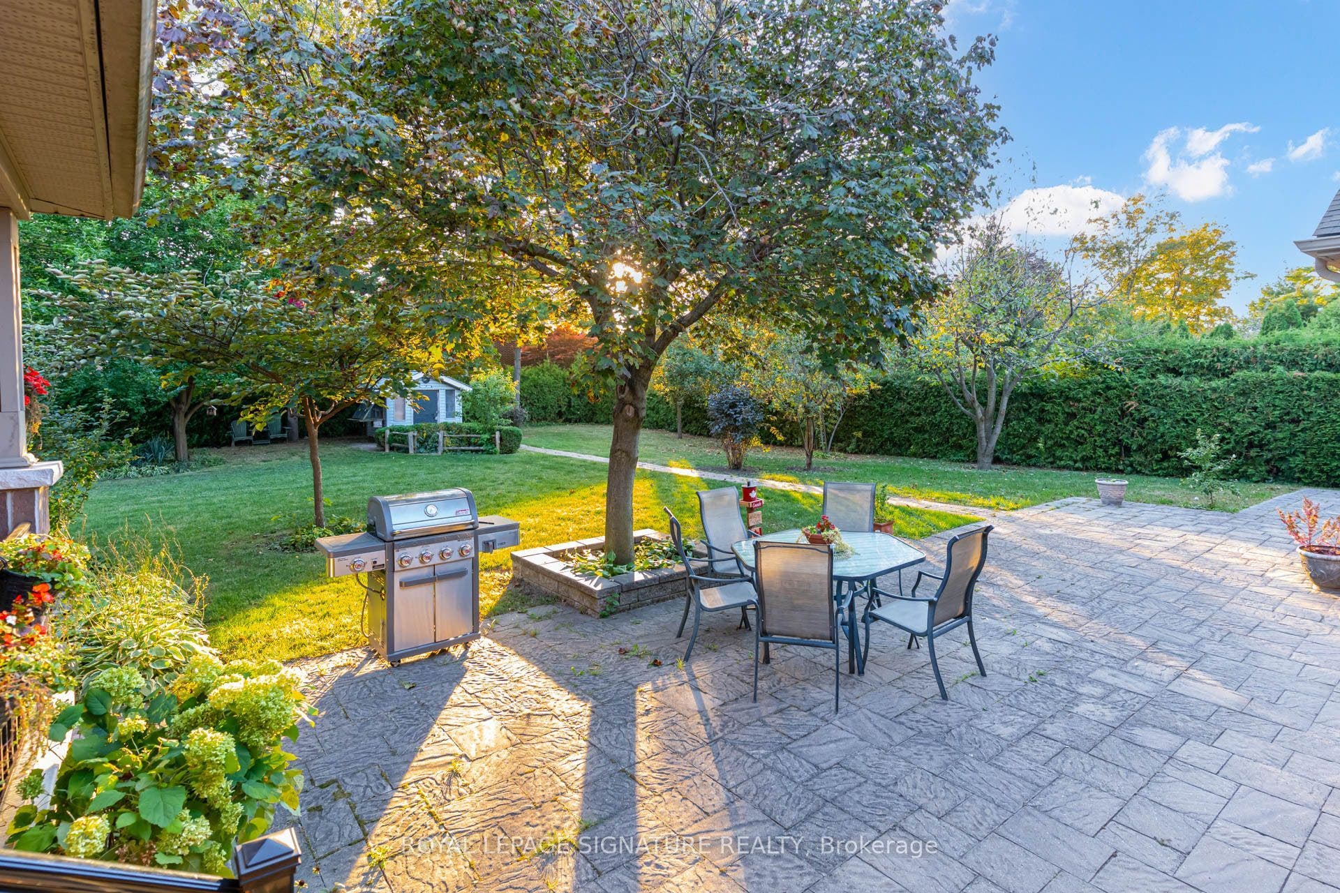 2544 Sharon Crescent, Mississauga, Peel ON L5C 1Y8