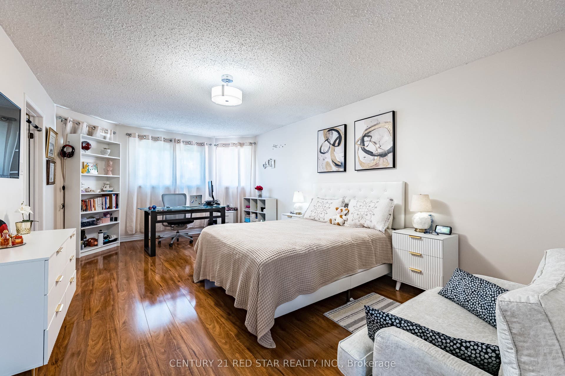 56 Fountainbridge Drive, Caledon, Caledon, Peel ON L7E 1N4