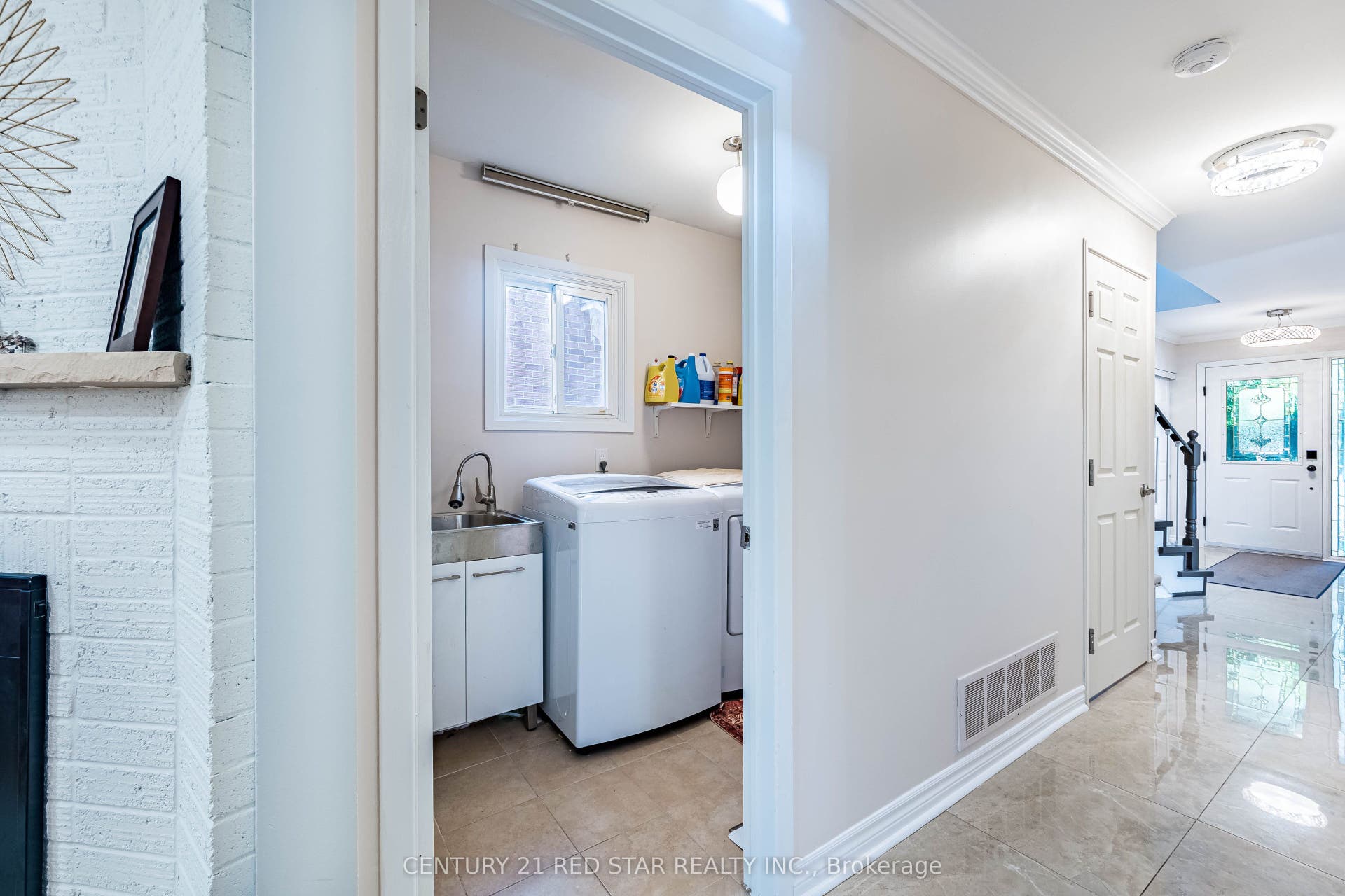 56 Fountainbridge Drive, Caledon, Caledon, Peel ON L7E 1N4