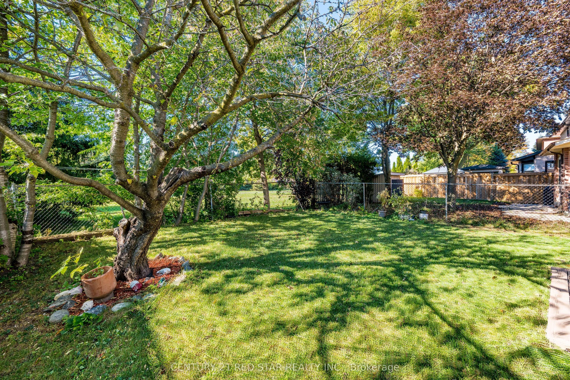 56 Fountainbridge Drive, Caledon, Caledon, Peel ON L7E 1N4