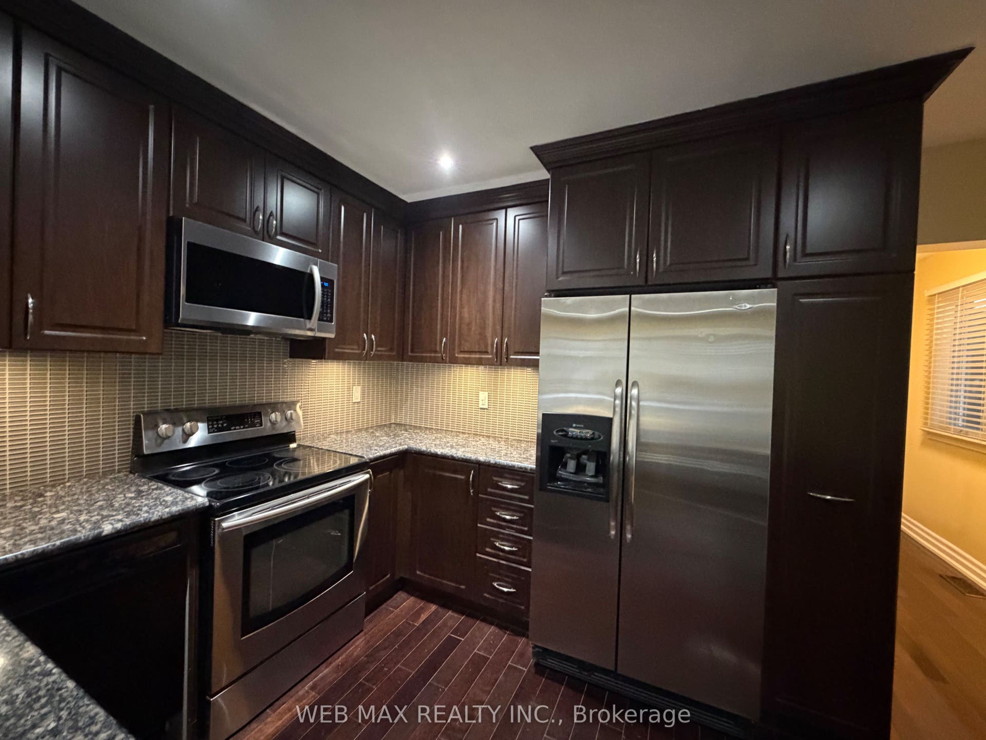 15 Branstone Road, #Main, Toronto W, Toronto ON M6E 4E3 Kitchen
