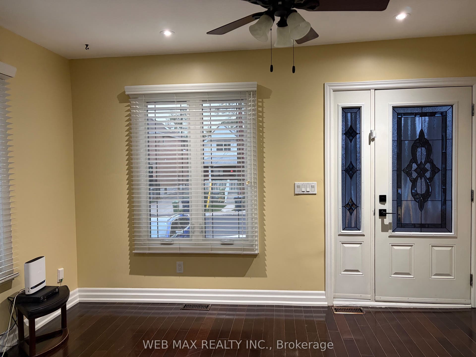 15 Branstone Road, #Main, Toronto W, Toronto ON M6E 4E3 15 Branstone Road, #Main, Toronto W, Toronto ON M6E 4E3