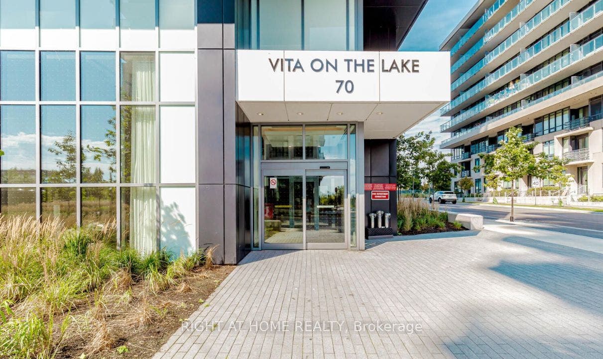 70 Annie Craig Drive W, #413, Toronto W, Toronto ON M8V 0G2