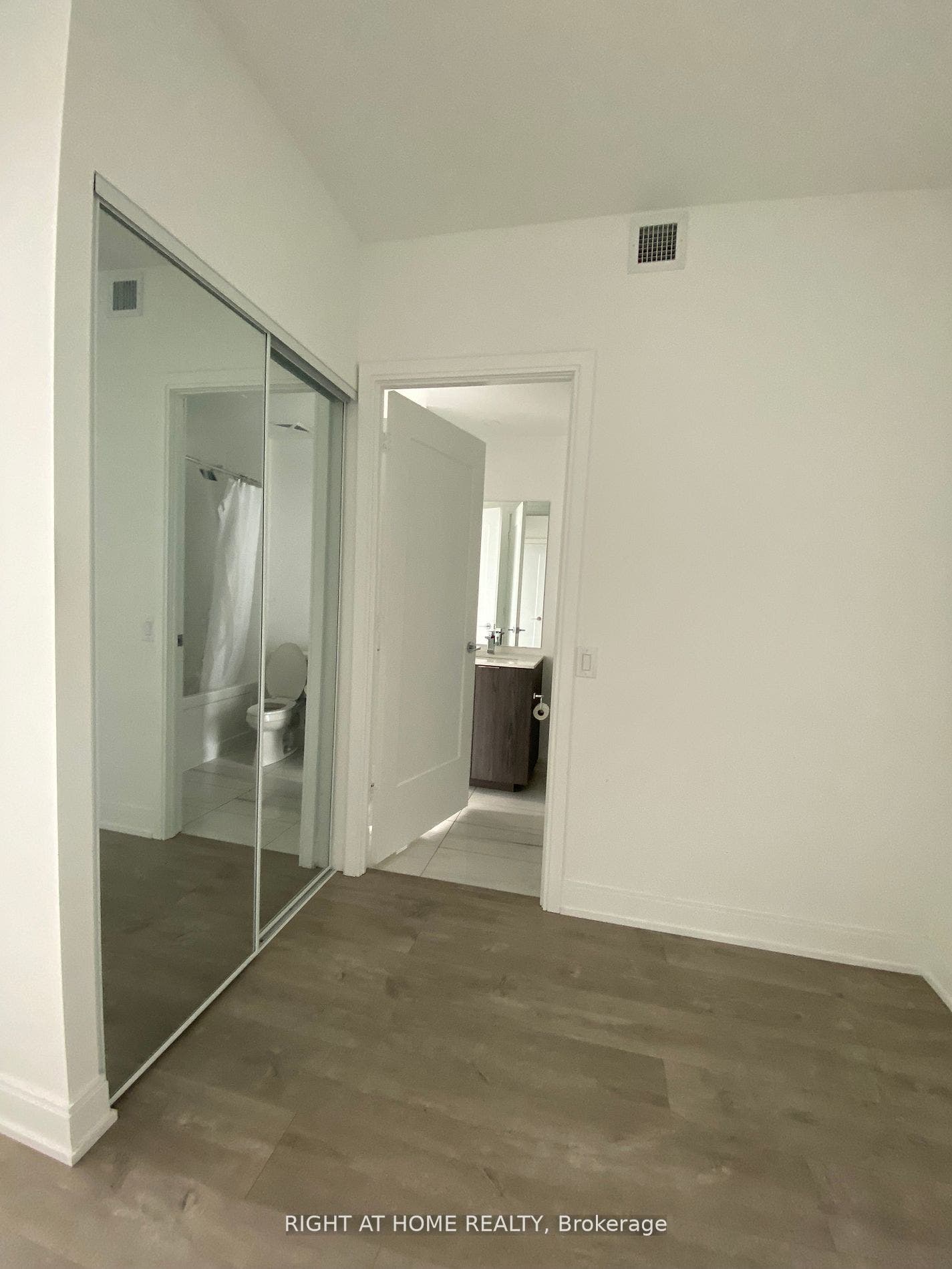 70 Annie Craig Drive W, #413, Toronto W, Toronto ON M8V 0G2