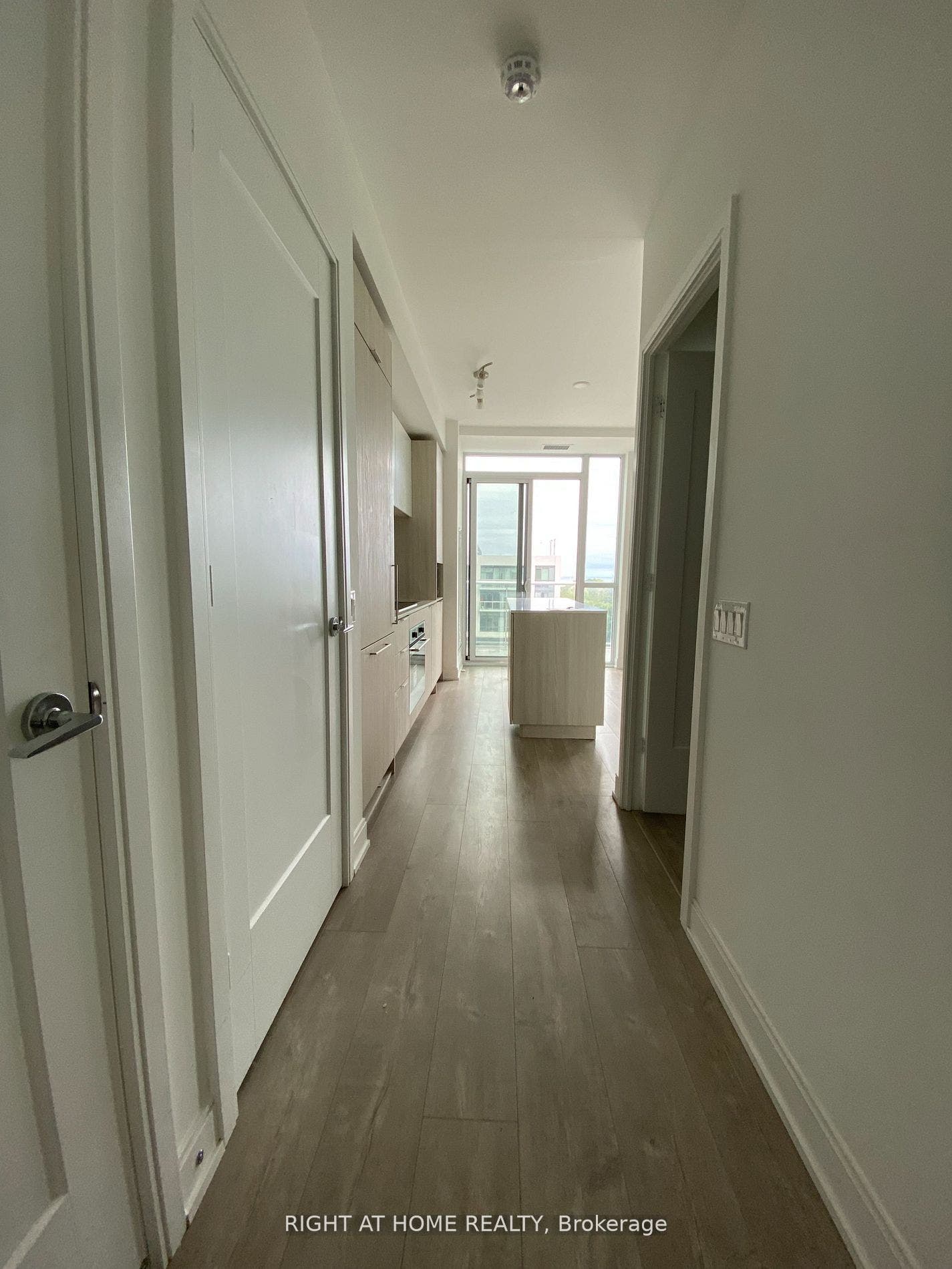 70 Annie Craig Drive W, #413, Toronto W, Toronto ON M8V 0G2