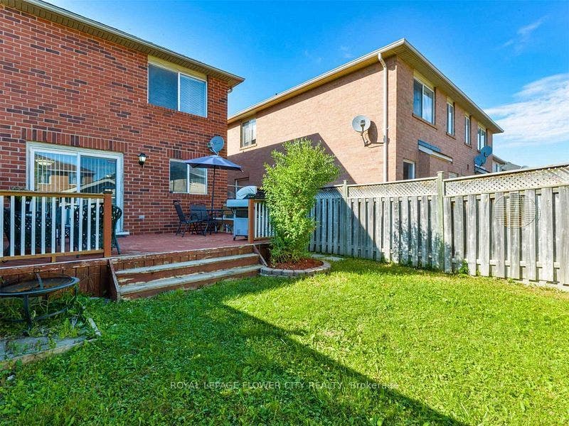 43 Garibaldi Drive, Brampton, Peel ON L6X 4Y7