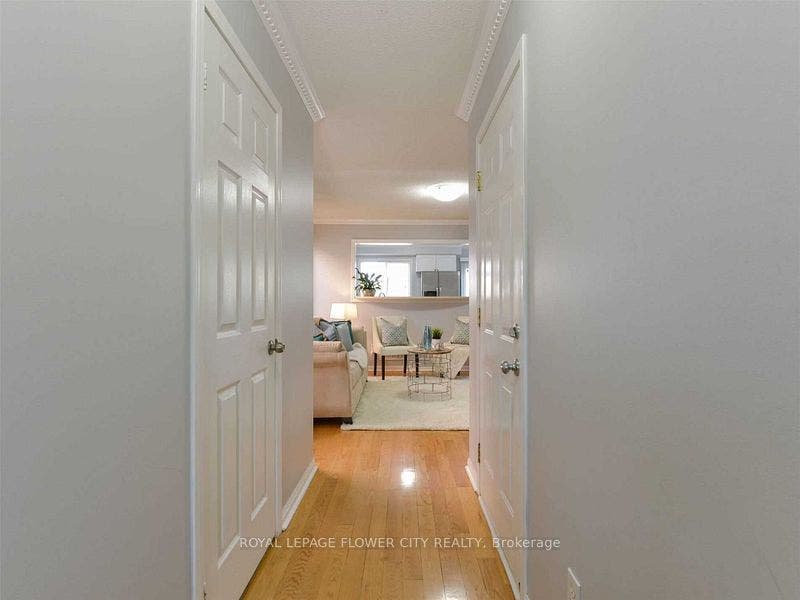 43 Garibaldi Drive, Brampton, Peel ON L6X 4Y7