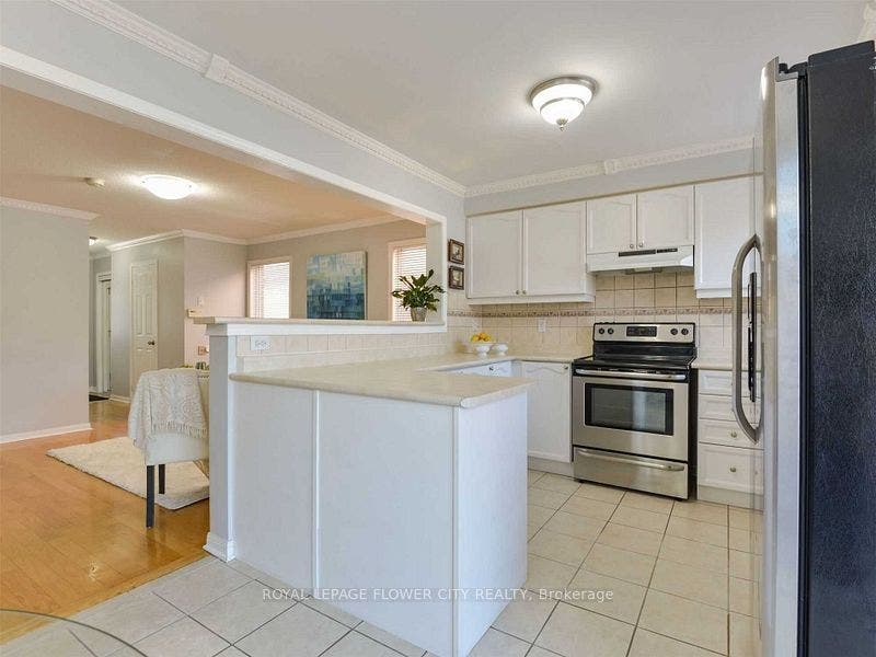 43 Garibaldi Drive, Brampton, Peel ON L6X 4Y7