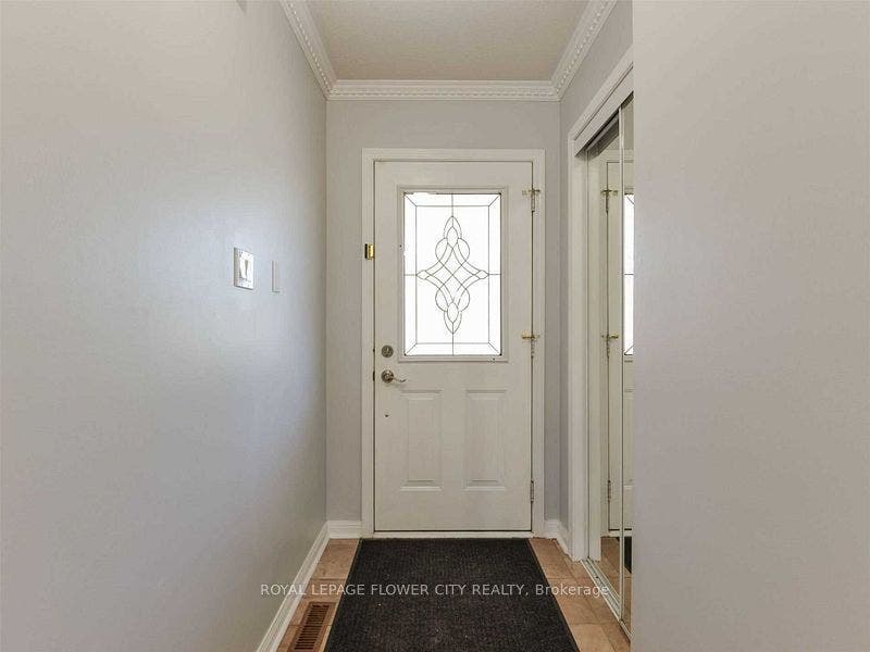 43 Garibaldi Drive, Brampton, Peel ON L6X 4Y7