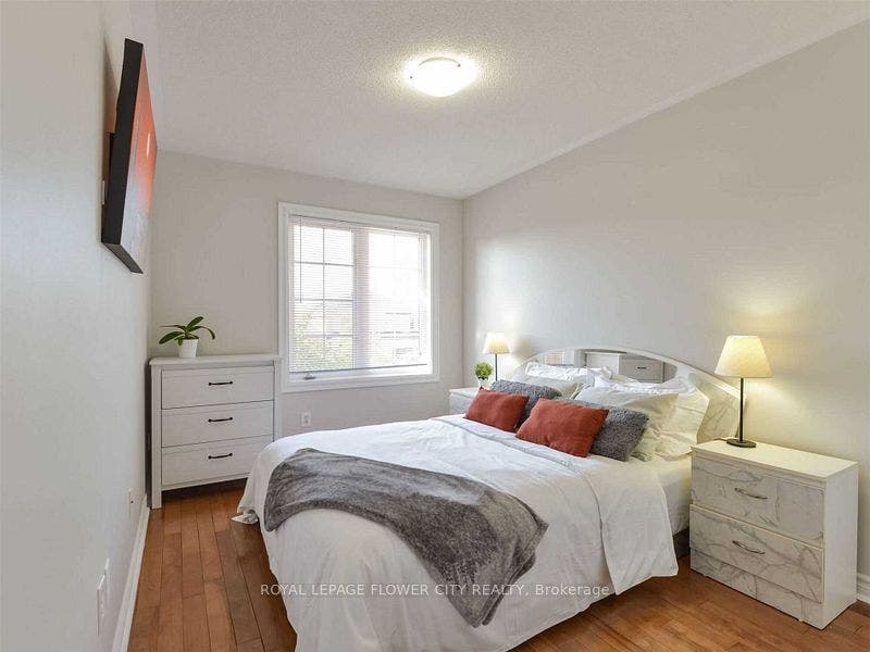 43 Garibaldi Drive, Brampton, Peel ON L6X 4Y7