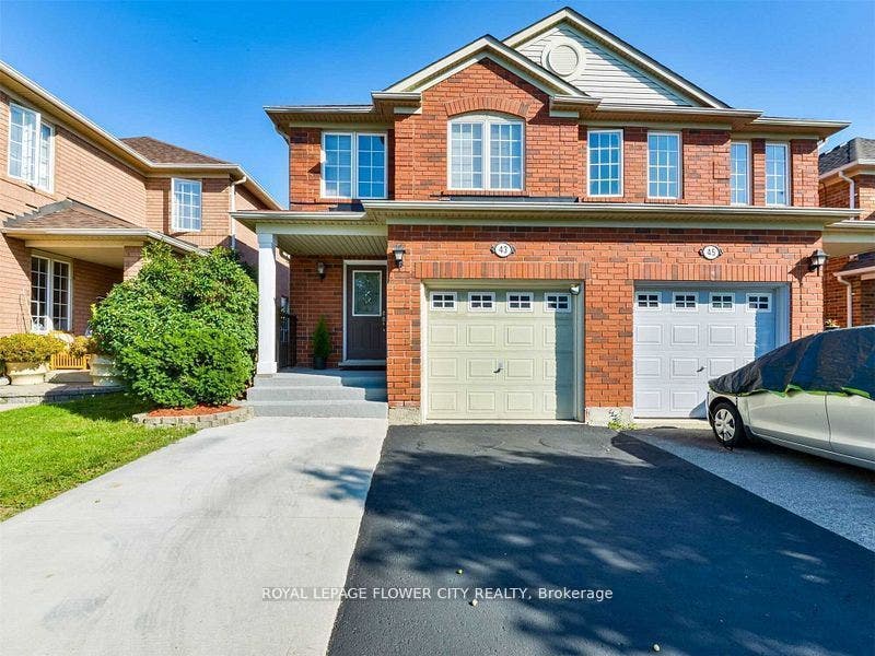43 Garibaldi Drive, Brampton, Peel ON L6X 4Y7