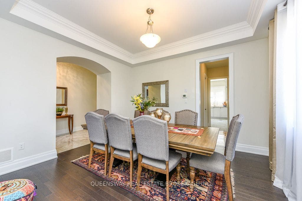 12 Love Court, Brampton, Peel ON L6P 4H6