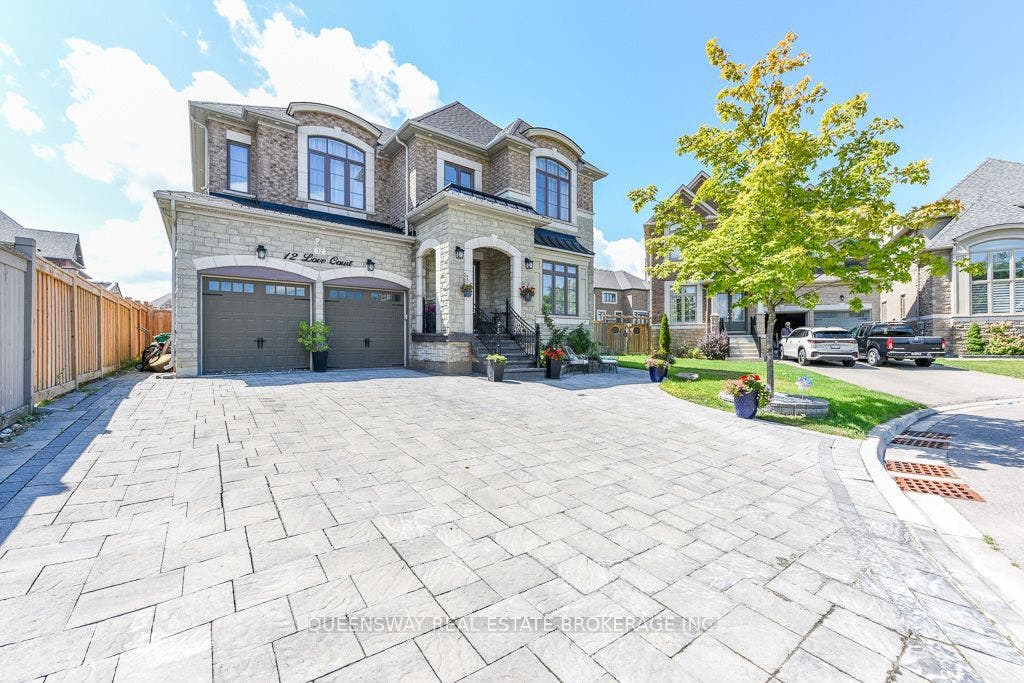 12 Love Court, Brampton, Peel ON L6P 4H6