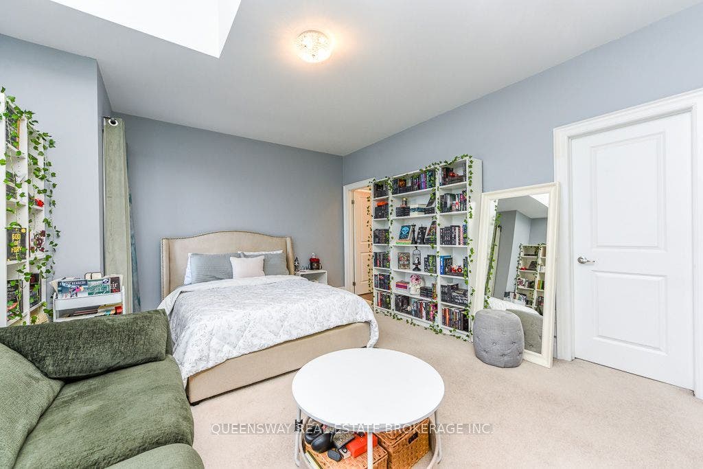 12 Love Court, Brampton, Peel ON L6P 4H6