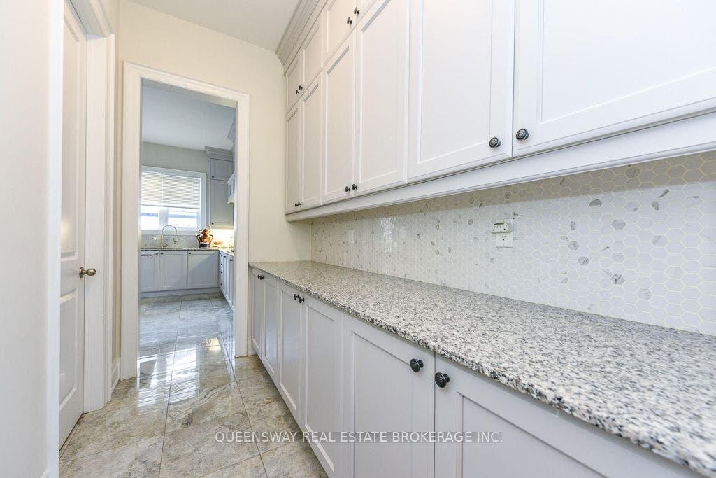 12 Love Court, Brampton, Peel ON L6P 4H6