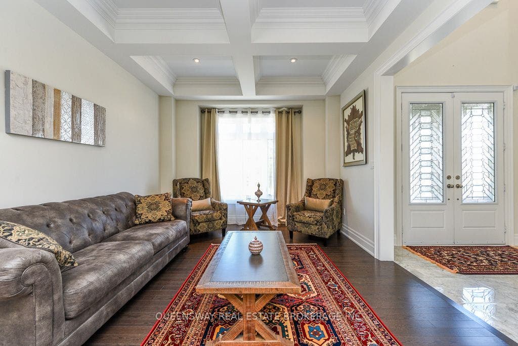 12 Love Court, Brampton, Peel ON L6P 4H6