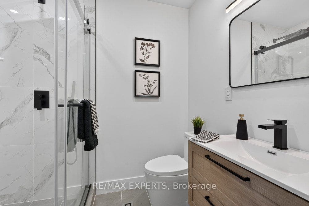 23 Collingdale Road, Toronto W10, Toronto W, Toronto ON M9V 3R2