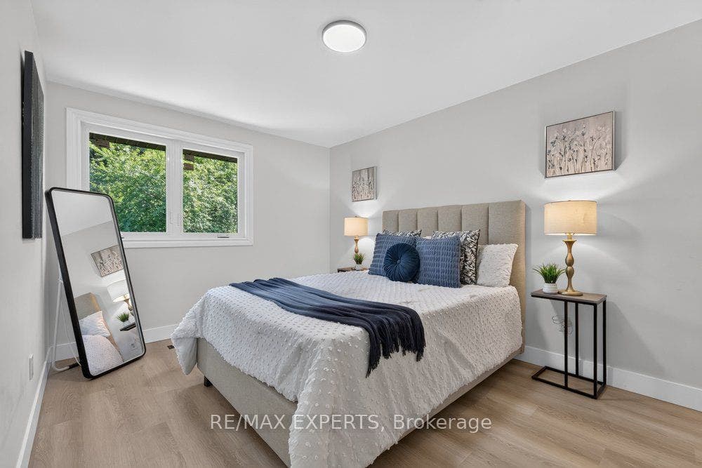 23 Collingdale Road, Toronto W10, Toronto W, Toronto ON M9V 3R2