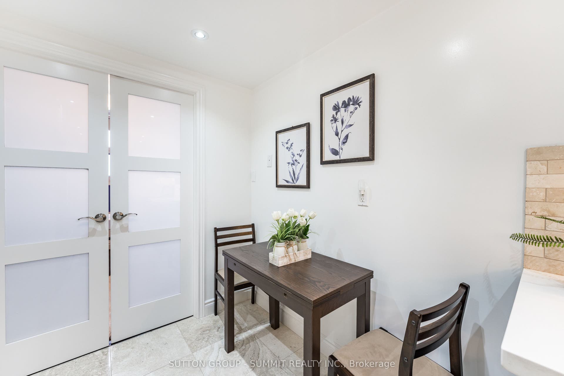 299 Mill Road, #1608, Toronto W, Toronto ON M9C 4V9