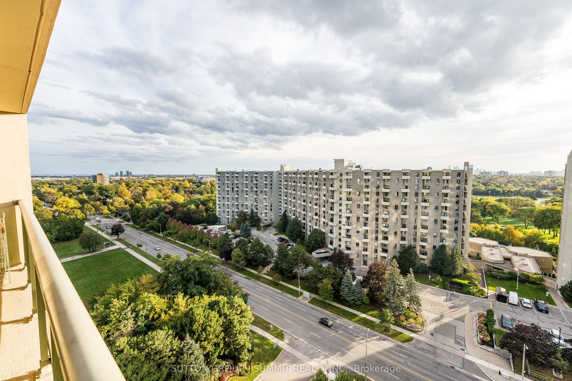299 Mill Road, #1608, Toronto W, Toronto ON M9C 4V9