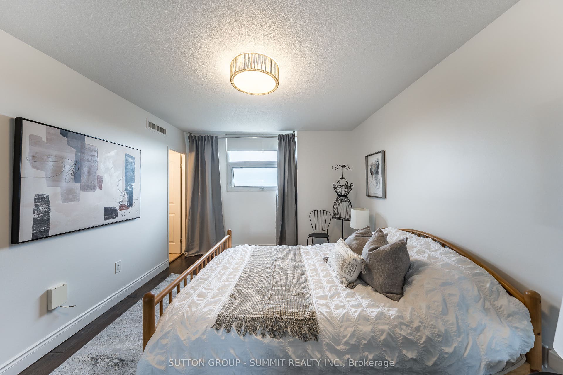 299 Mill Road, #1608, Toronto W, Toronto ON M9C 4V9