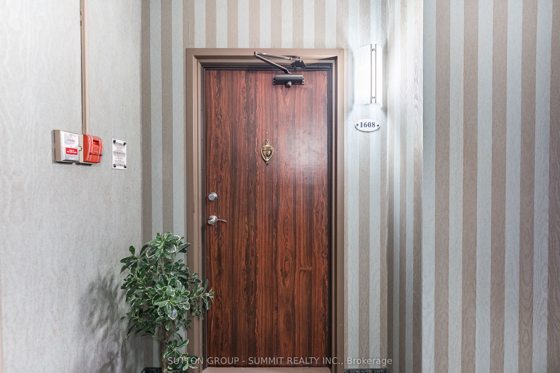 299 Mill Road, #1608, Toronto W, Toronto ON M9C 4V9