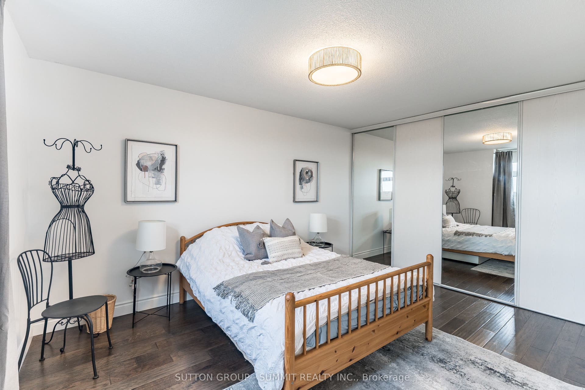 299 Mill Road, #1608, Toronto W, Toronto ON M9C 4V9