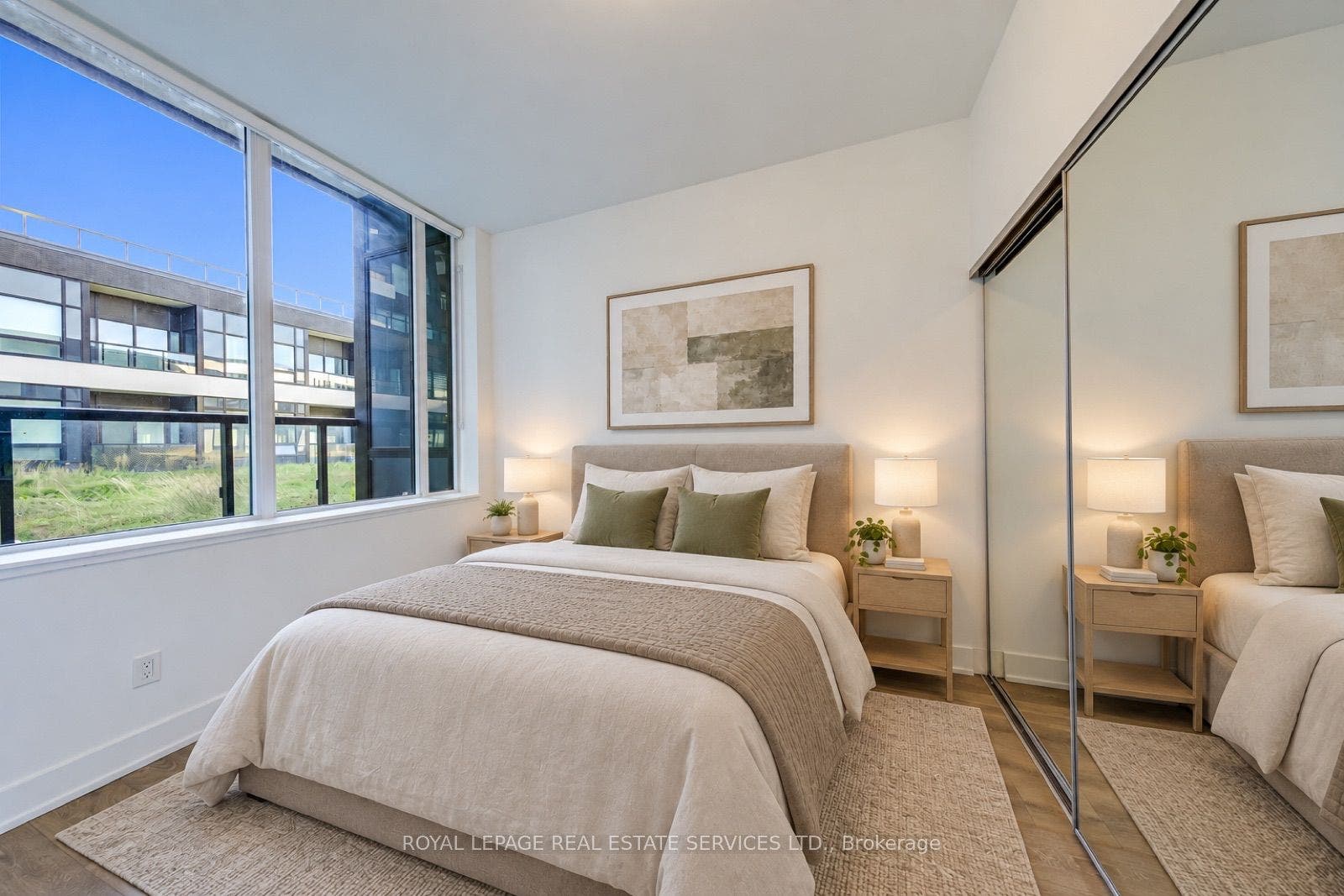 2485 Taunton Road, #349, Oakville, Oakville, Halton ON L6H 0G3