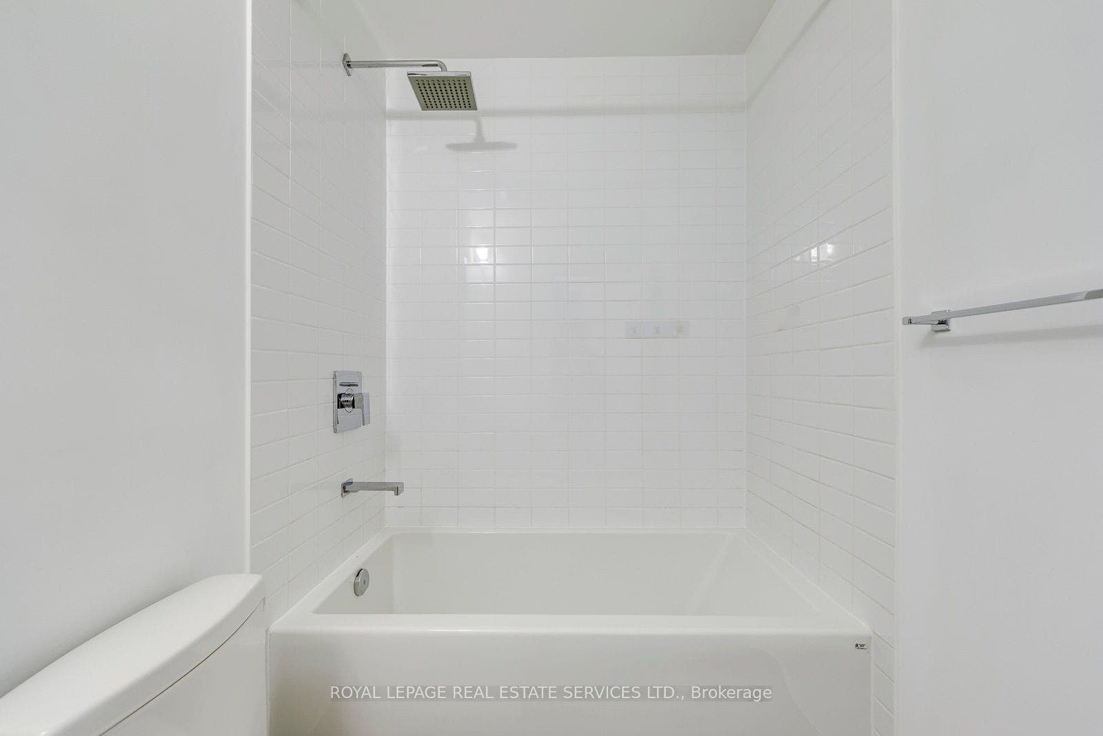 2485 Taunton Road, #349, Oakville, Oakville, Halton ON L6H 0G3