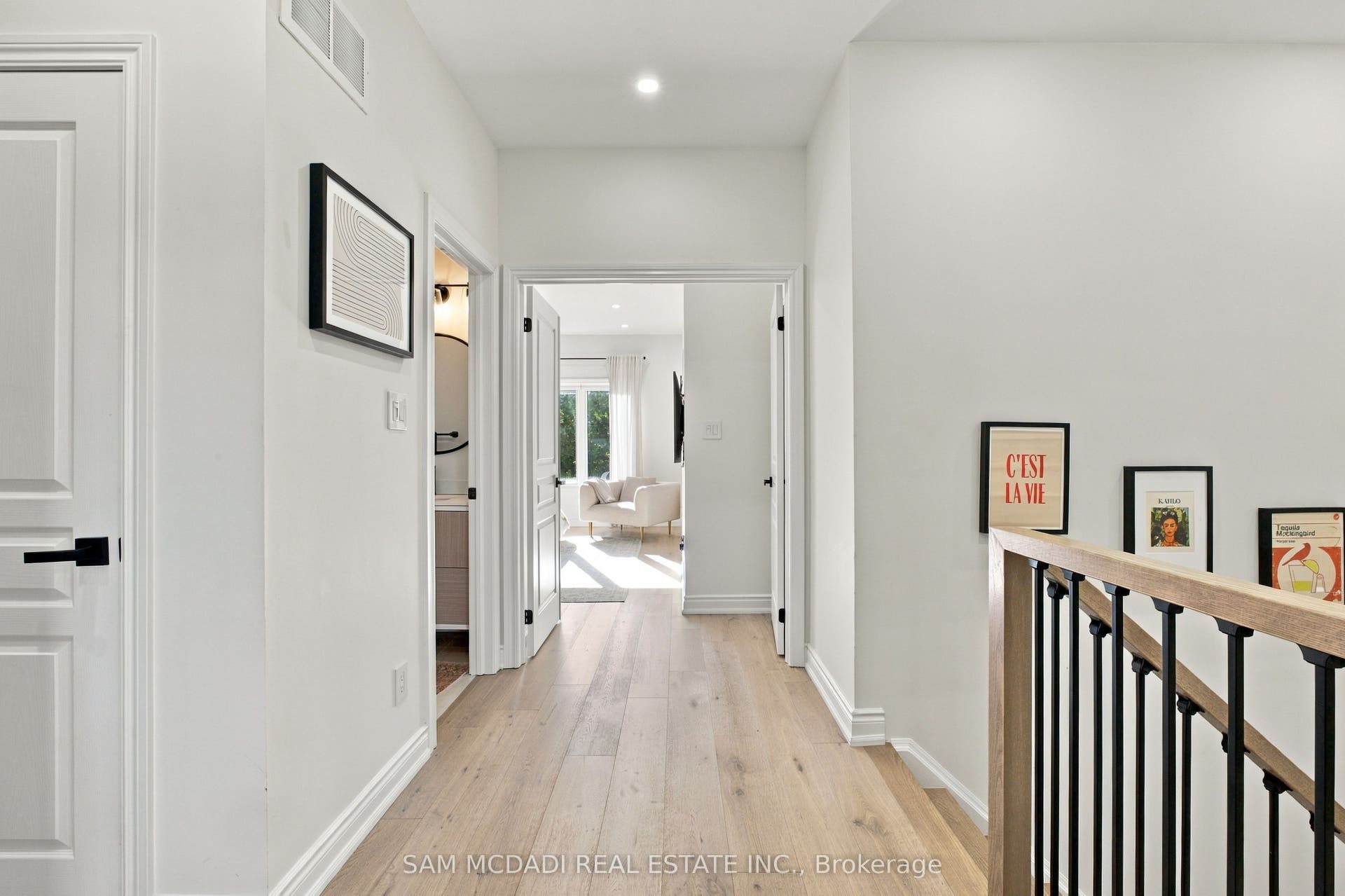 25 Premium Way, Mississauga, Peel ON L5B 1A1