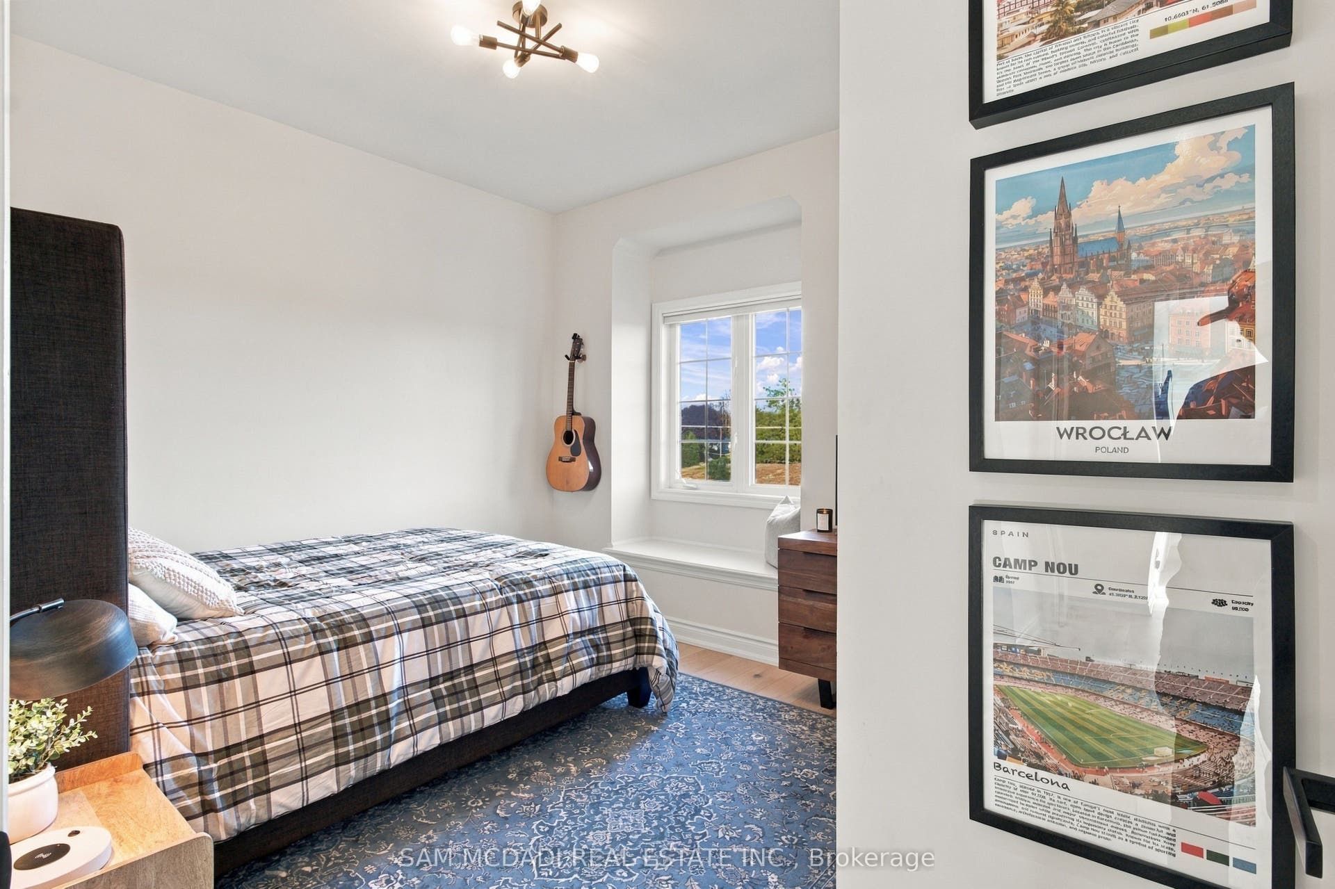 25 Premium Way, Mississauga, Peel ON L5B 1A1