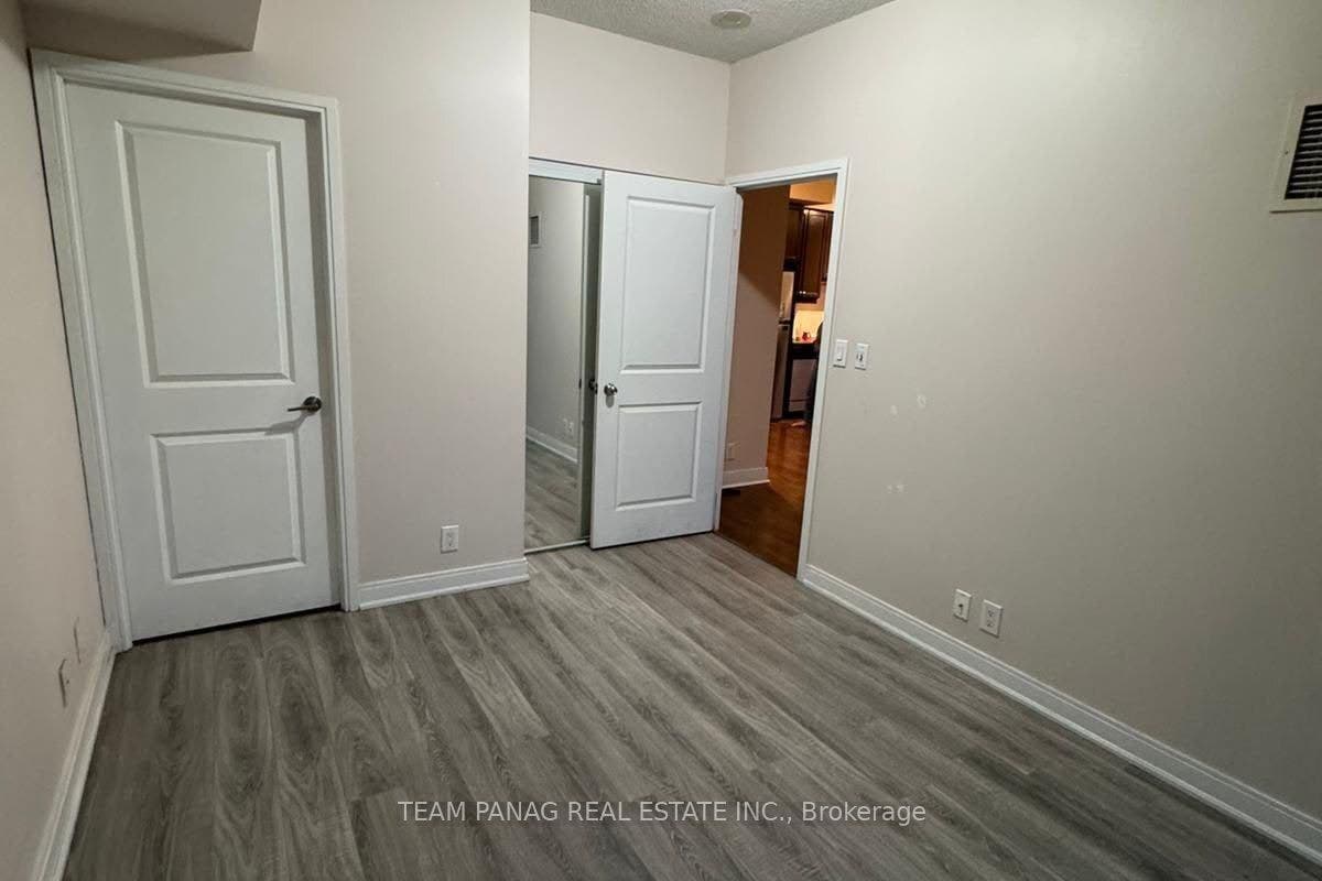 60 Absolute Avenue, #504, Mississauga, Peel ON L4Z 0A9