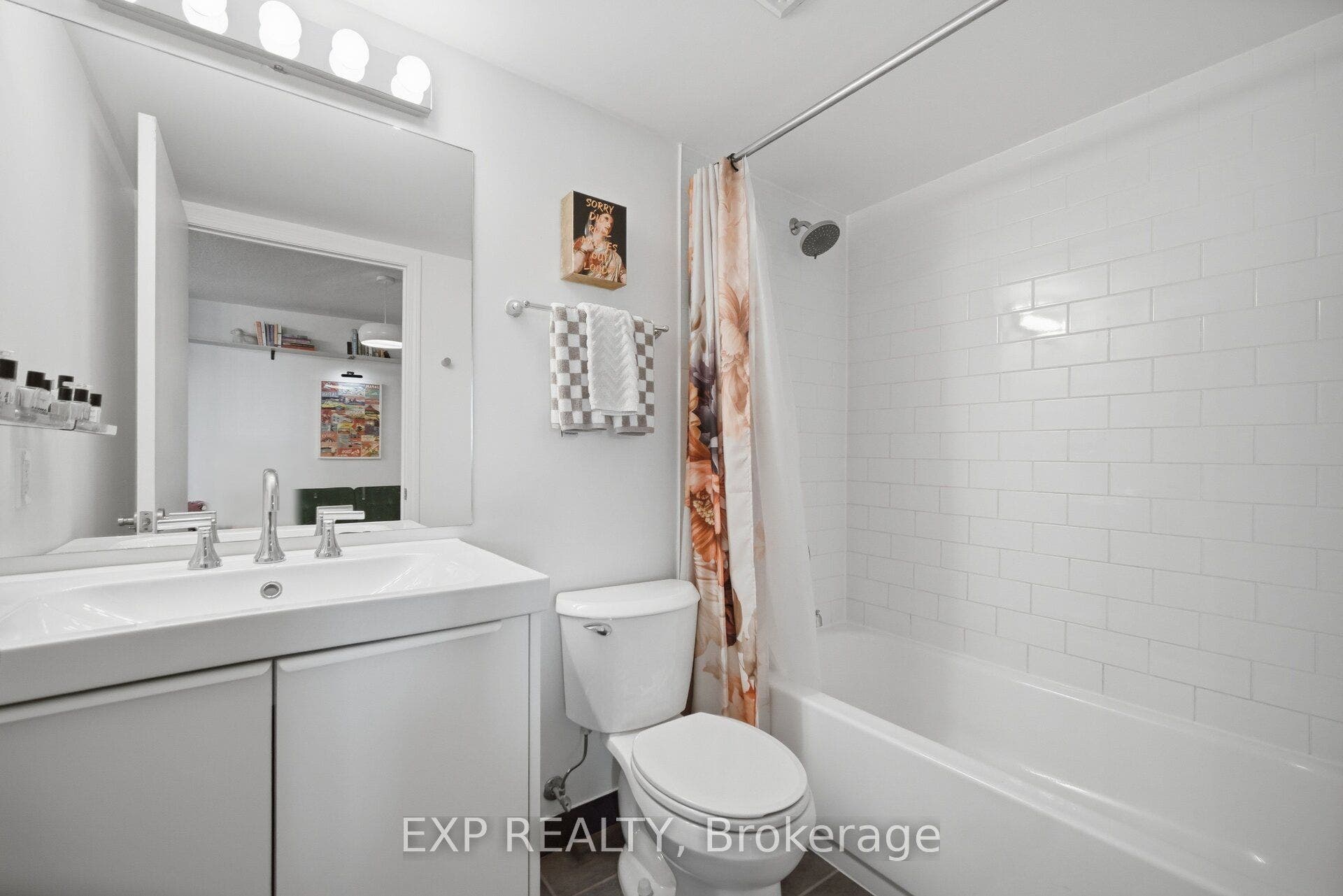 60 Heintzman Street, #1030, Toronto W, Toronto ON M6P 5A1